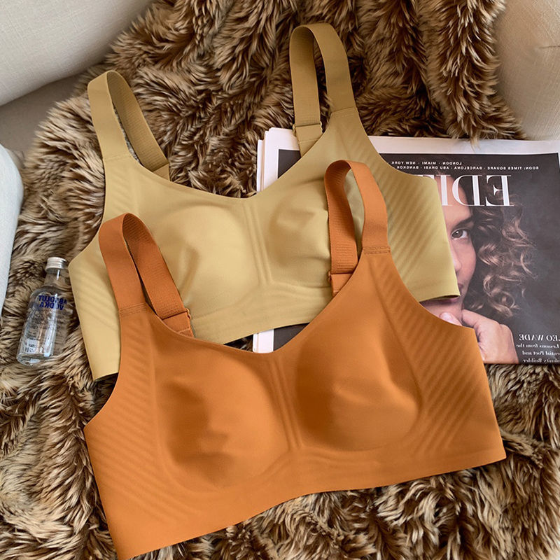 Seios grandes mostram roupa ín - Full Coverage Bra avaliação e preço